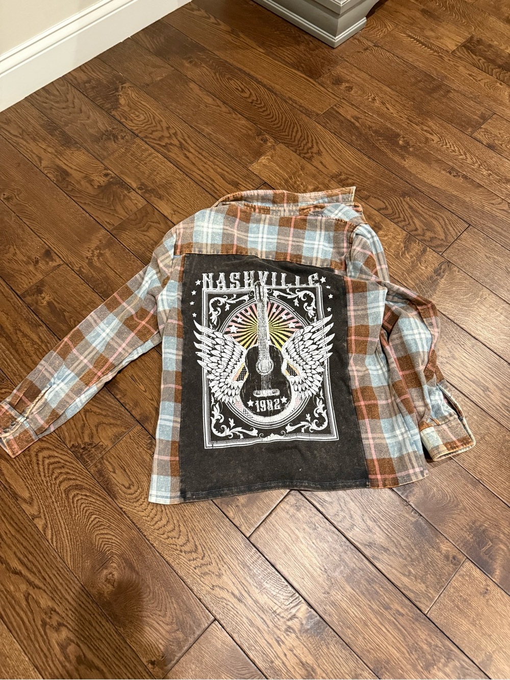 Oversized Plaid Flannel Shirt with Nashville Graphic - Pink & Brown - Picture 5 of 5